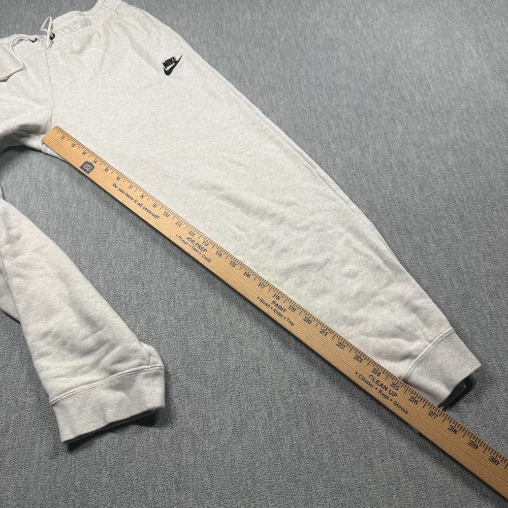 Nike Sweatpants Women M Gray Club Fleece Embroidered Futura Logo Cuffed Joggers